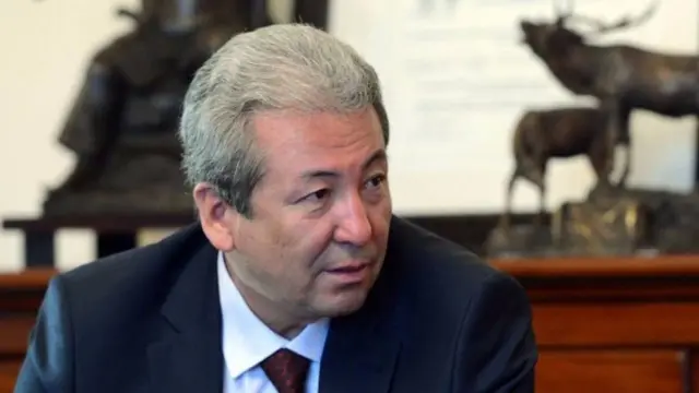 Адахан Мадумаров, "Бүтүн Кыргызстан" партиясынын саясий лидери