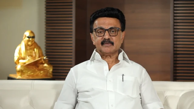 திமுக இந்தியா கூட்டணியை உடைத்து மூன்றாவது அணியை உருவாக்க நினைக்கிறதா?