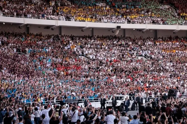 Misa akbar Paus di Jakarta GBK