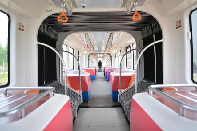 لاہور، ٹرام، کینال روڈ