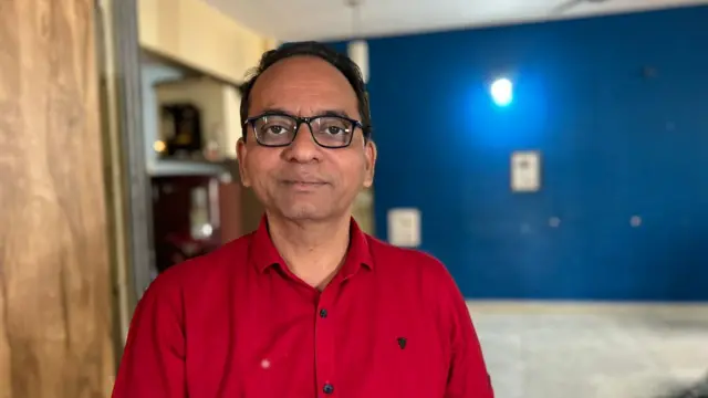 अक्षयचे वडील