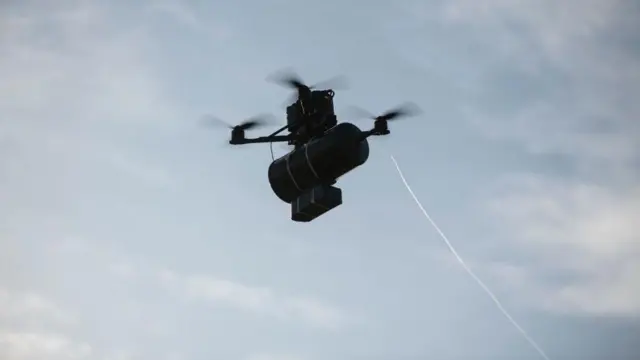 ਫਾਇਬਰ ਓਪਟਿਕ ਡਰੌਨ 