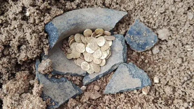 నిధి, తమిళనాడు