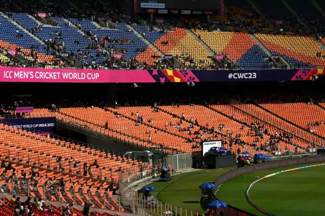 मोदी स्टेडियम