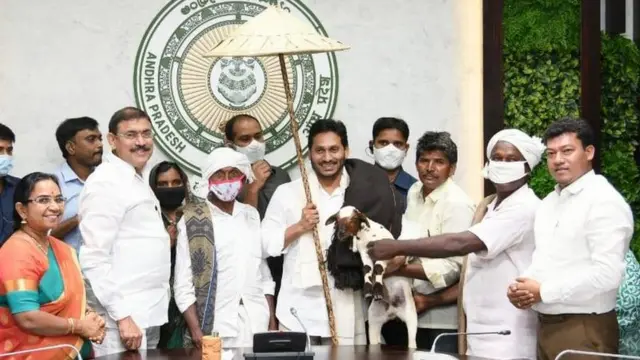 వైఎస్ జగన్