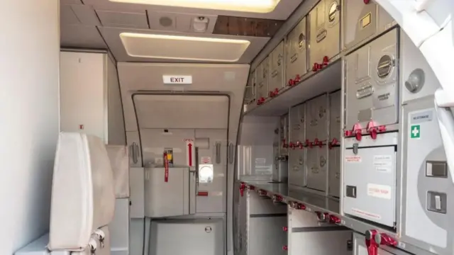 Pintu darurat