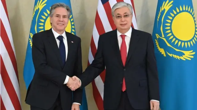 AQSh Davlat kotibi va Qozog'iston prezidenti