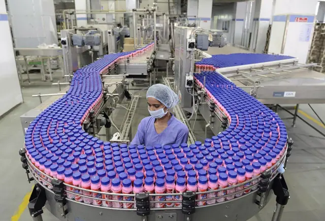 બીબીસી ગુજરાતી, ગુજરાત, બીબીસી, દૂધ ઉત્પાદન, ડેરી ઉદ્યોગ, દૂધમાં ભાવફેર, સાબરકાંઠા, બનાસકાંઠા, અમૂલ