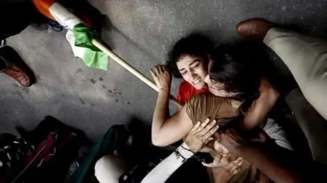 બ્રિજભૂષણ શરણ સિંહને મહિલા કુસ્તીબાજોના યૌન ઉત્પીડનના કેસમાં કૉર્ટે નિર્દોષ જાહેર કર્યા