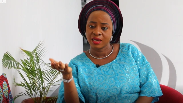 wọ́n ń fi mi pamọ́ ni lásìkò ti mo kọ́kọ́ bẹ̀rẹ̀ iṣẹ́ alága nítorí ọmọdé ni mí