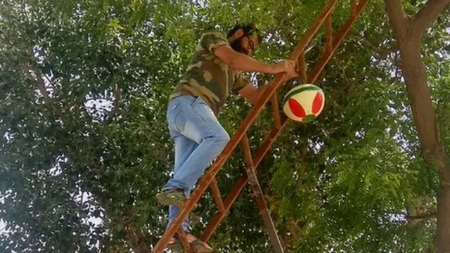 ਪੰਛੀਆਂ ਦੇ ਮੁੜ ਵਸੇਬੇ ਲਈ ਕੰਮ ਕਰਦੇ ਪੰਜਾਬੀ ਨੌਜਵਾਨ