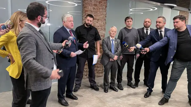 перемовники