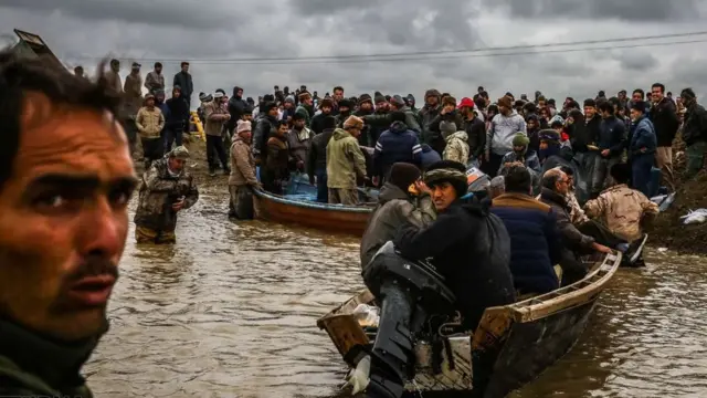 در گمیشان استان گرگان دو نفر بر اثر واژگونی یک قایق مفقود شده‌اند