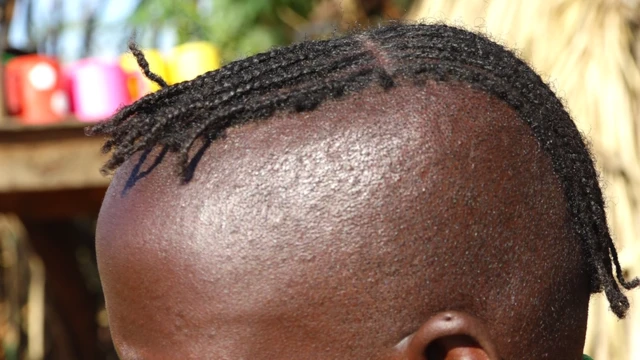 Wanawake wanapokua kwenye hedhi huchafua nguo zao kisha huzibadili