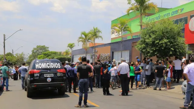 Movientação na frentesaque minimo betmotionescola após crime