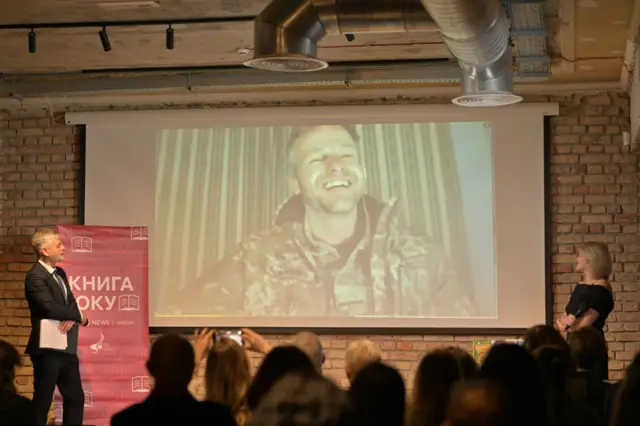 Артем Чапай під час онлайн зв'язку 