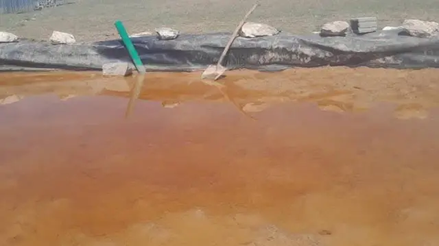 በወርቅ ማዕድን ማውጫው አካባቢ ከሚገኙት ወንዞች አንዱ 