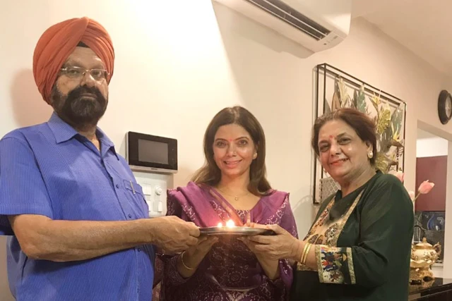 ਸਤਿੰਦਰ ਸੱਤੀ