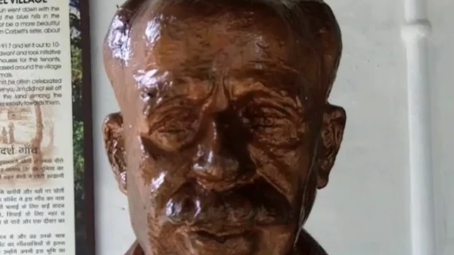 जिम कॉर्बेट का पुतला