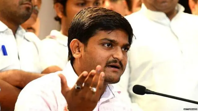 હાર્દિક પટેલની તલવીર