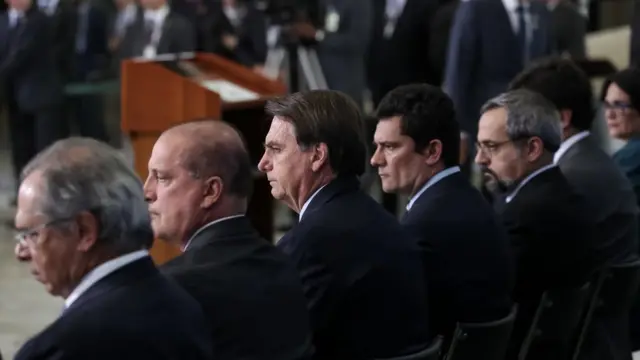 Bolsonaro com Moro e outros ministros