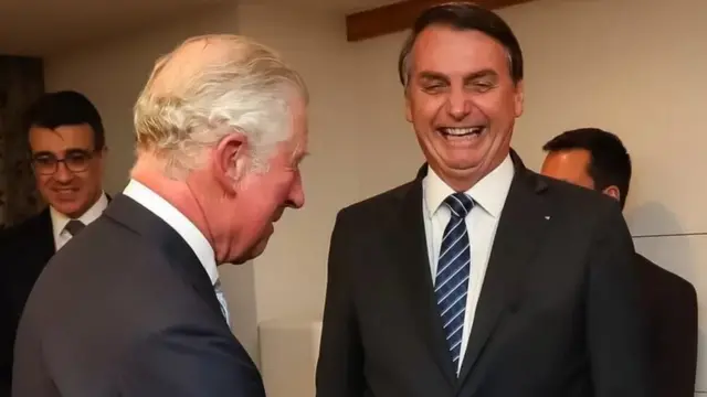 Príncipe Charles e presidente Bolsonaro se encontram no Japão durante entronização do imperador japonês