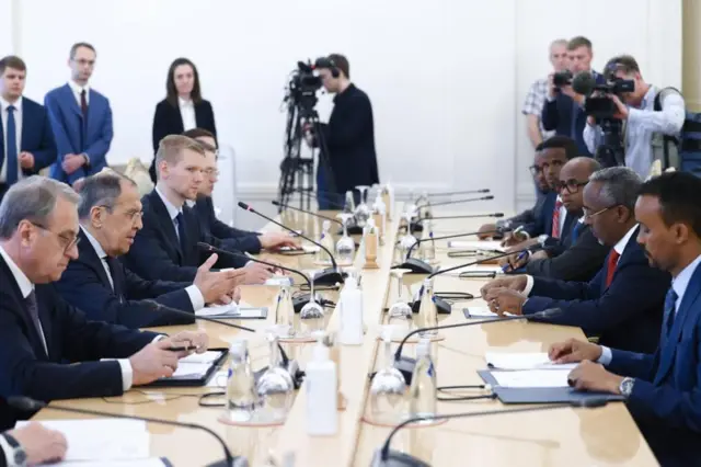 Wasaaradda Arrimaha Dibedda