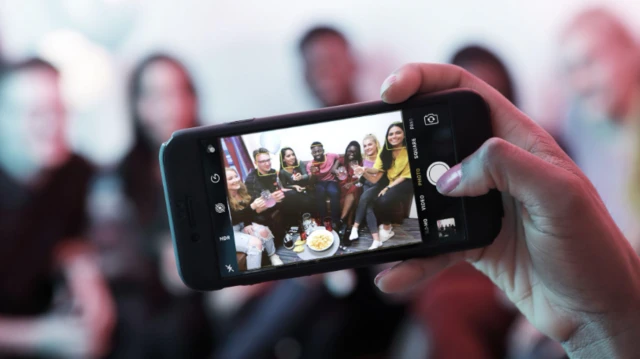 وسائل التواصل الاجتماعي