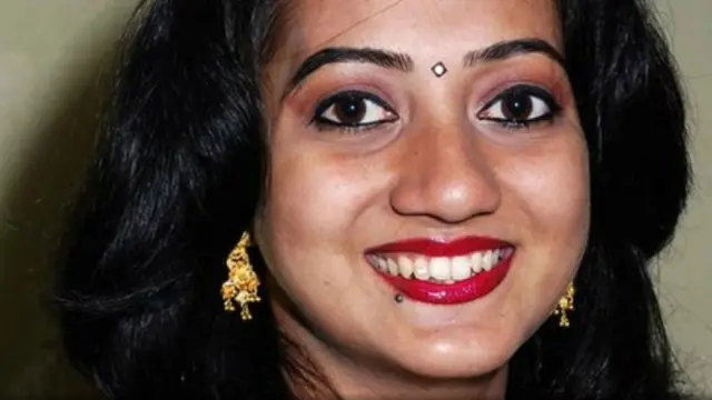 સવિતા હલપ્પાનાવરની તસવીર