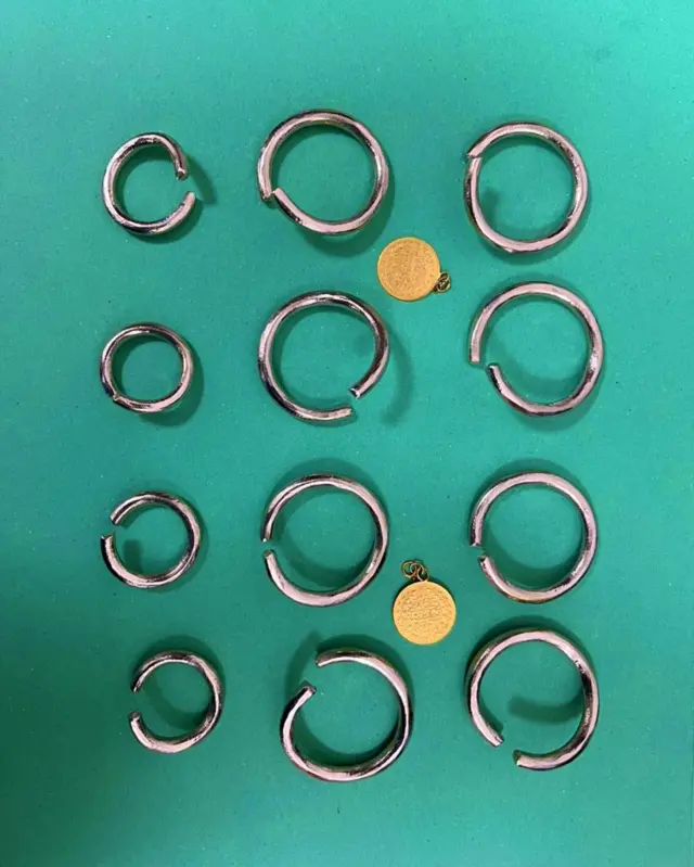 గోల్డ్ స్మగ్లింగ్