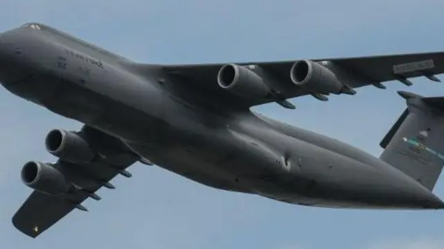 Bàálù ofurufu omogun Amẹ́ríkà to ń fò lójú ofurufu, ó ní awọ eérú