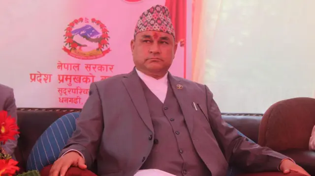 कांग्रेसका नेता कमल शाहले गठबन्धन सरकारको नेतृत्व गरिरहेका छन्