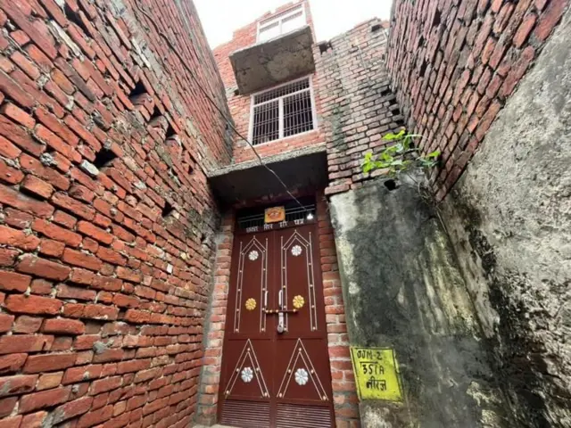 હાથરસ દુર્ઘટના, નાસભાગ, સૂરજપાલ જાટવ ભોલેબાબા, ઉત્તર પ્રદેશ, બીબીસી ગુજરાતી