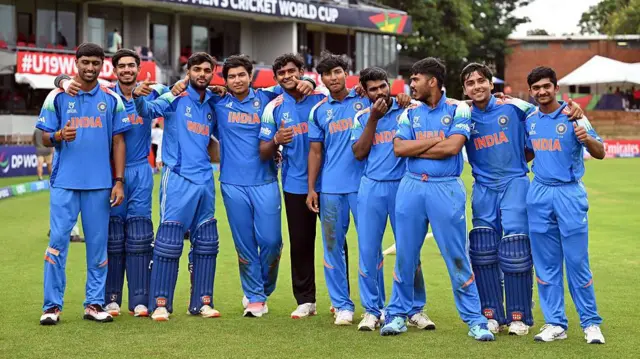 अंडर-19 वर्ल्डकप सहभागी झालेला भारतीय संघ 