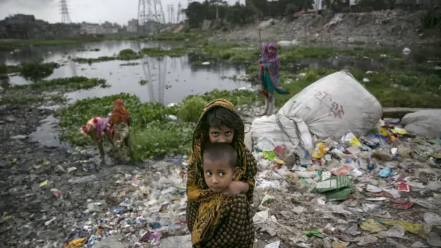 সবচেয়ে বেশি ঝুঁকিতে নারী ও শিশুরা।
