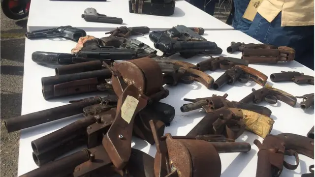 Photo of weapons wey police recover from suspected criminals