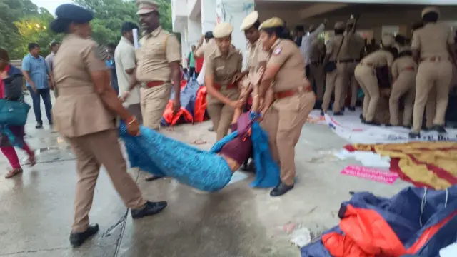 இடைநிலை ஆசிரியர்கள் போராட்டத்தின் காரணம் என்ன? தீர்வு கிடைத்ததா? முழுவிவரம்