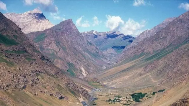 کارگل کی لڑائی میں میں ٹائیگر ہل نامی پہاڑی بھی لڑائی کا مرکز رہی