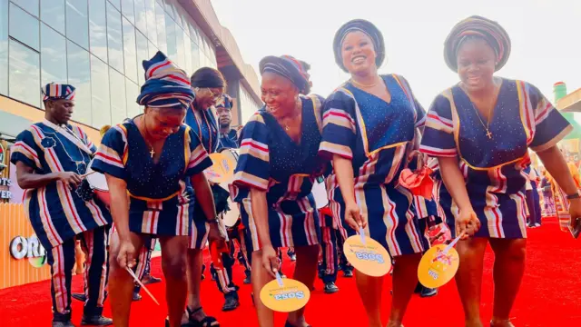 Awon ẹgbẹ kan tun ree lobinrin