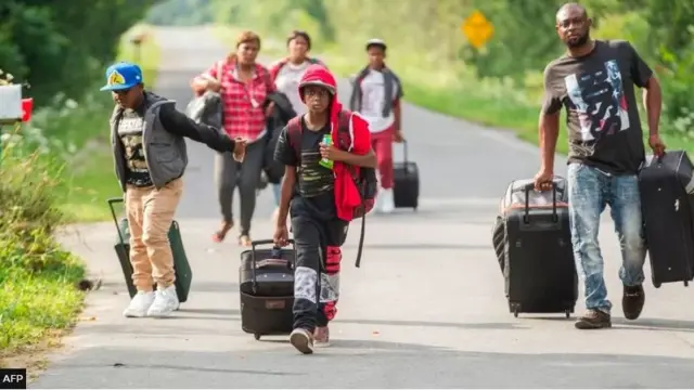 अप्रवासी