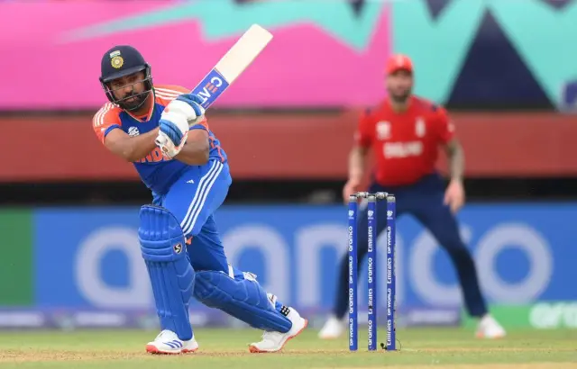 અક્ષર પટેલ, કુલદીપ યાદવ, ભારત, ઇંગ્લૅન્ડ, આઈસીસી ટી20 વર્લ્ડકપ, બીબીસી ગુજરાતી