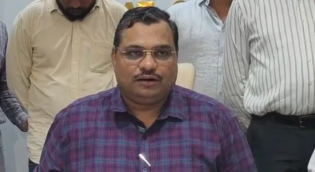 બીબીસી ગુજરાતી, ગુજરાત, સુરત, વિઝા, પોલીસ, ગુજરાત પોલીસ