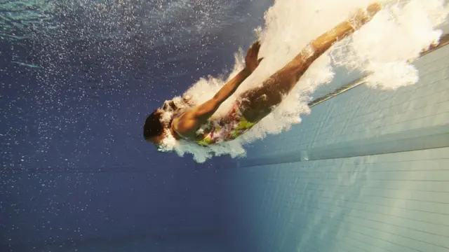 පිහිනුම්