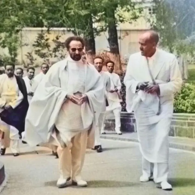 ንጉስ ሃይለስላሴ ምስ ኣስራተ ካሳ