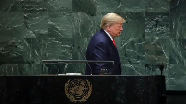 سال ۲۰۱۸ وقتی دونالد ترامپ در جریان سخنرانی خود در مجمع عمومی سازمان ملل متحد دولت خود را بهترین دولت تاریخ آمریکا خواند رهبران کشورهای حاضر در اجلاس به او خندیدند.