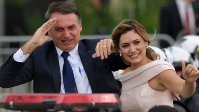 ब्राज़ीली राष्ट्रपति अपनी पत्नी के साथ