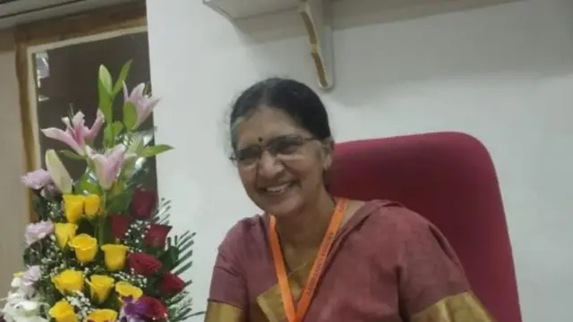 డాక్టర్ సుమిత్ర