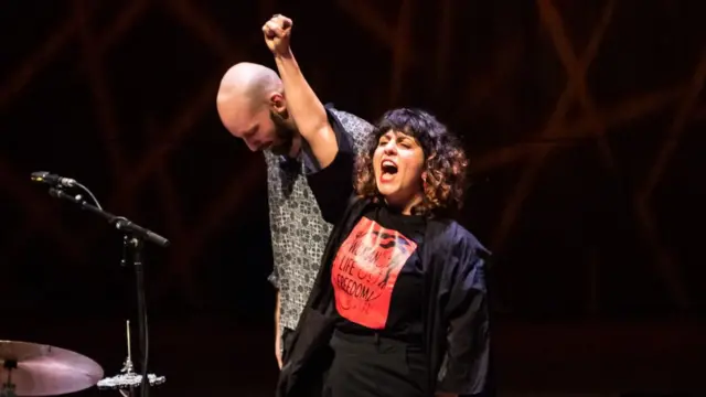 گلنار شهیار، عکس از علی زمانی