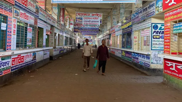 হরতালে ফাঁকা গাবতলী বাস টার্মিনাল