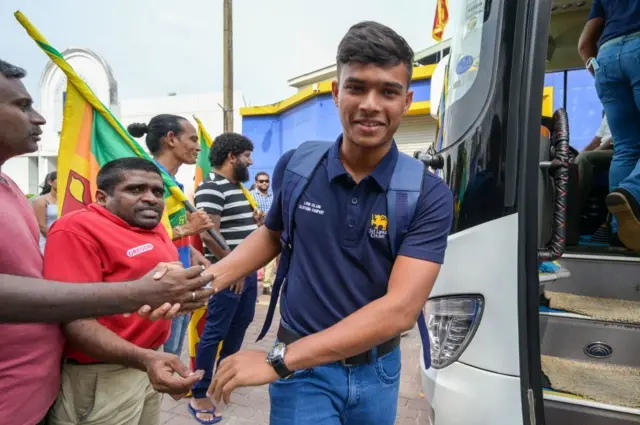 துனித் வெல்லாலகே